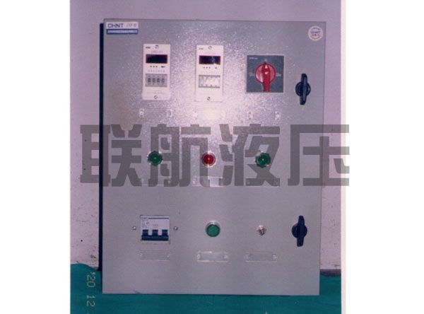 电器控制箱 (3)